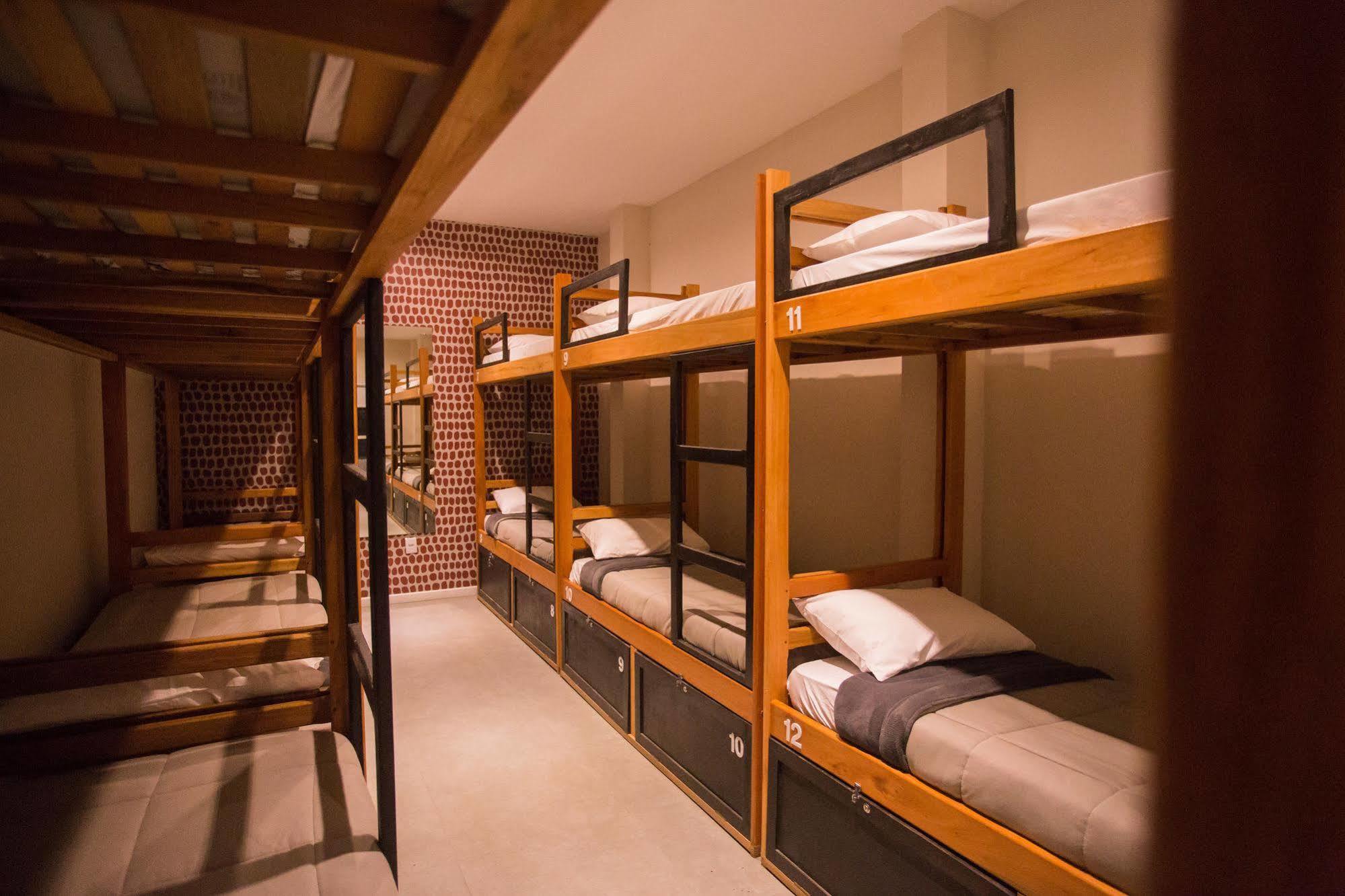 Hello Hostel เปโลตัส ภายนอก รูปภาพ
